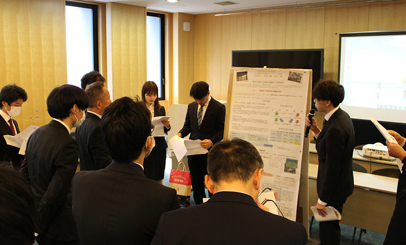 Takamura Gakujin Seminar Group A, Faculty of Policy Science, Ritsumeikan University (Kyoto Prefectural Governor's Award)