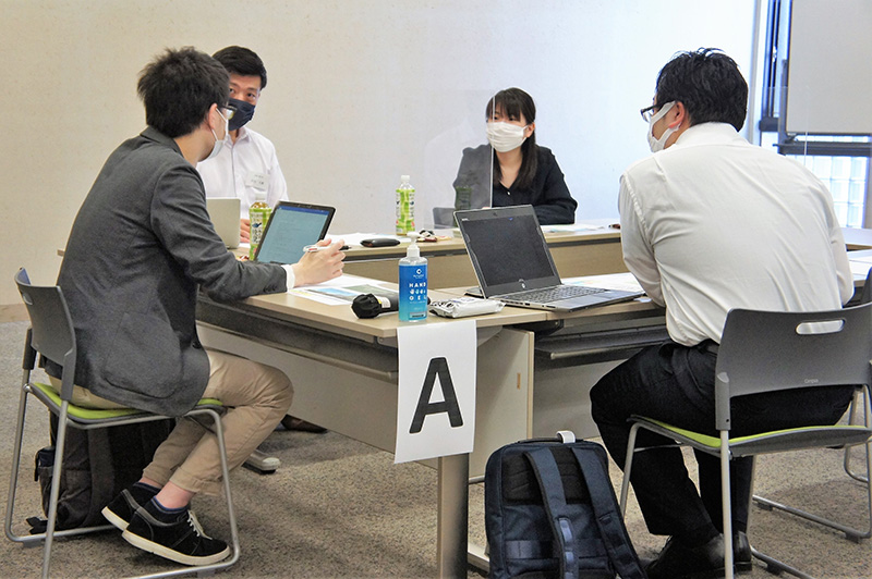 고등학교 및 대학교 교사 교환 프로그램